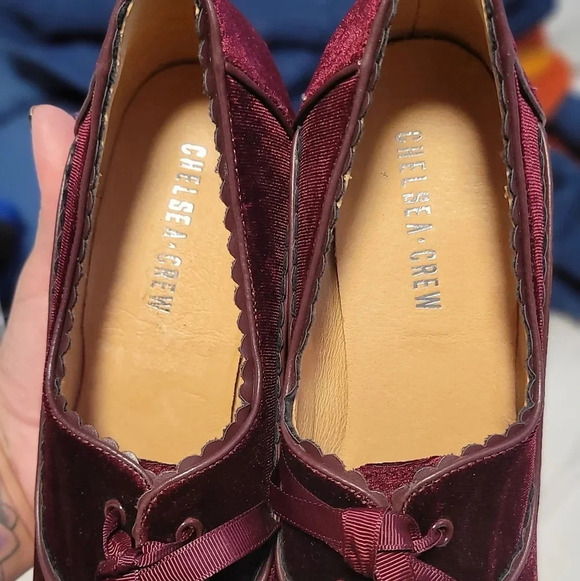 Chelsea Crew Madison Burgundy Velvet Retro Heels Size 40 (US 9–9.5) - Picture 4 of 11